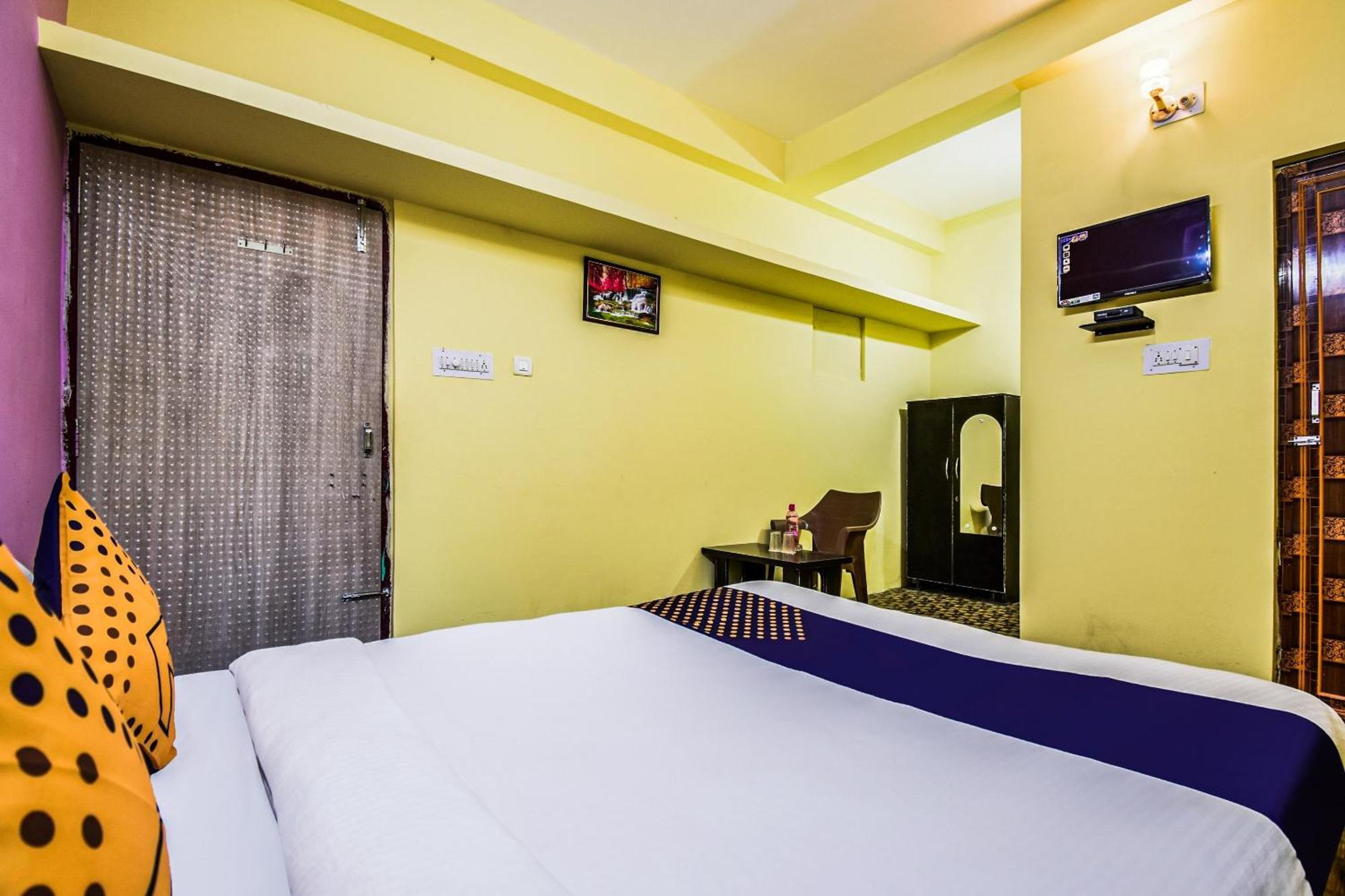 Spot On M R Plaza Hotel Bhubaneswar Ngoại thất bức ảnh